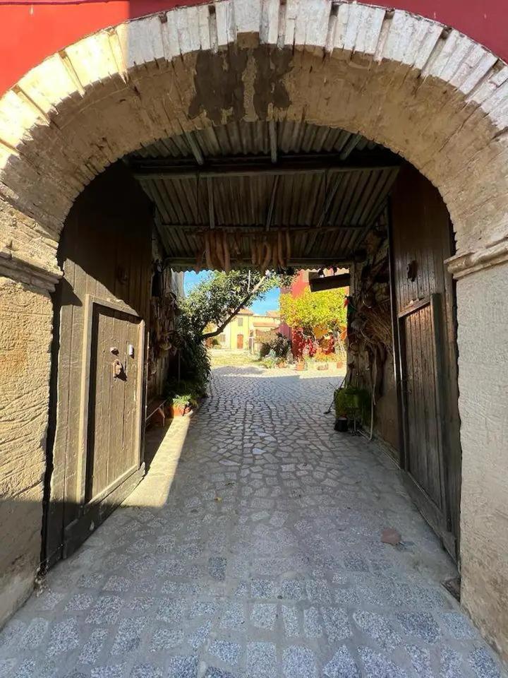 La Corte Degli Aranci Senorbi Esterno foto